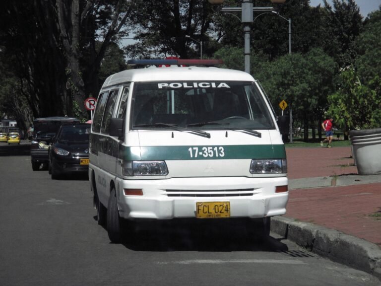 Bogotá_-_Patrulla_de_Policía