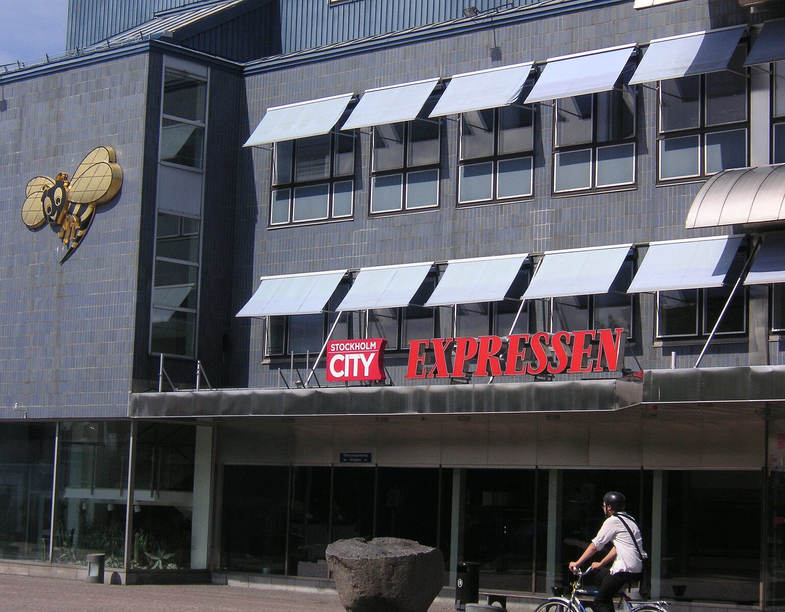 KONICA MINOLTA DIGITAL CAMERA