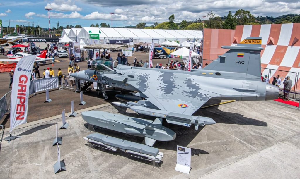 Gripen-Colombia-e1743683094553-1280x765-1-1024x612-1 (1)
